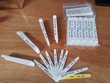 Cargar imagen en el visor de la galería, AT-18883 Medidor Grosor +Calibrador+Lainas de plastico 10 rangos

