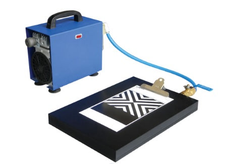 BGD217/1, BGD217/2* Cama de vacío para recubrimientos de pinturas o tintas   |